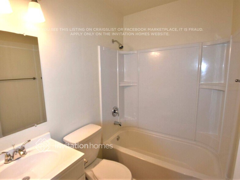 Building Photo - 1187 Leawood Dr