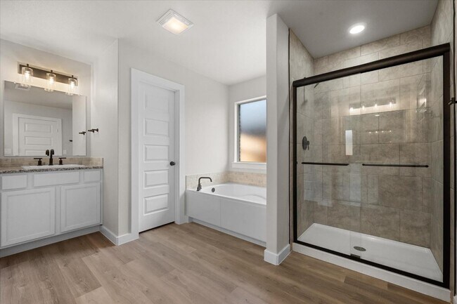 Building Photo - 3202 Farmhouse Ave