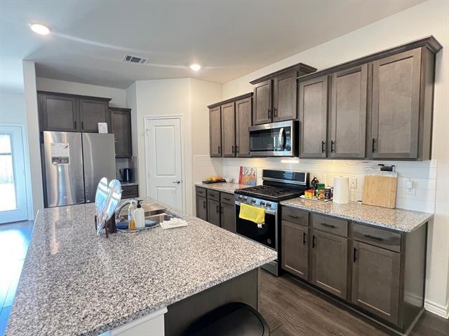 Building Photo - 509 Calm Springs Dr