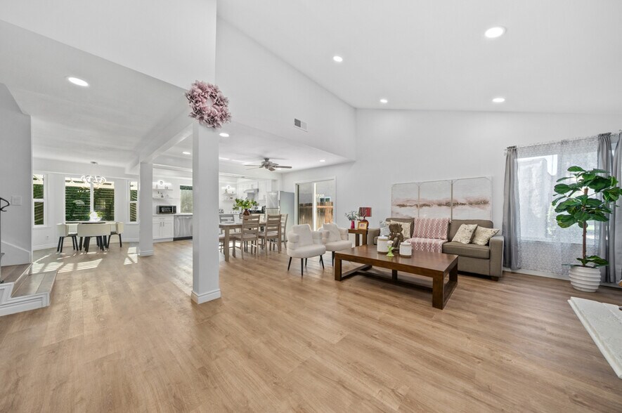 Building Photo - 3809 Lariat Pl