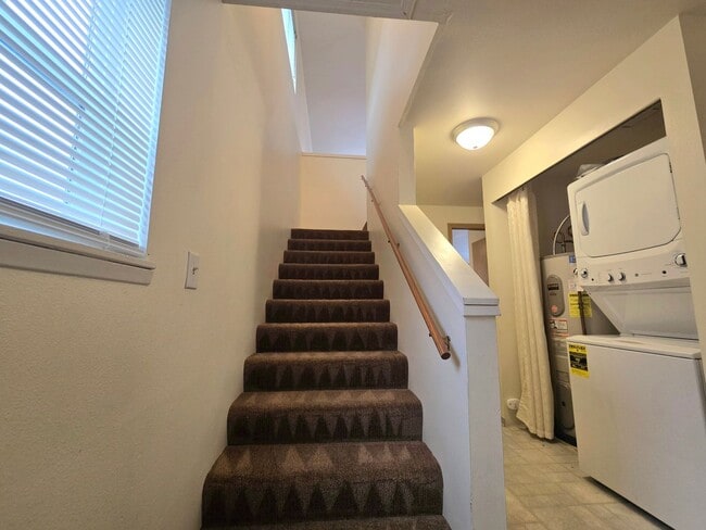 Building Photo - 2 Bedroom 2 Bath Home in Stanwood!