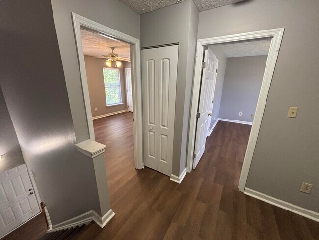Building Photo - 2740 Hayden Park Ln