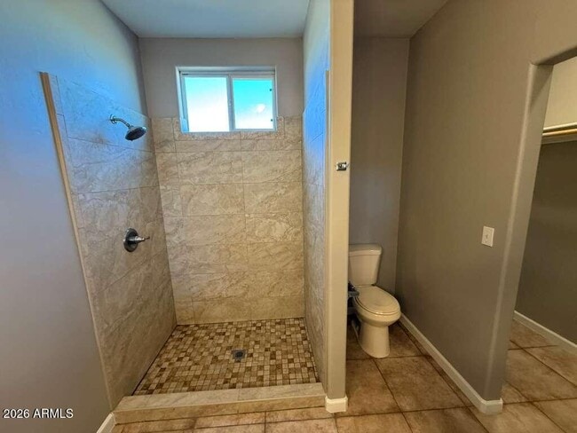 Building Photo - 2770 N Washington Ave