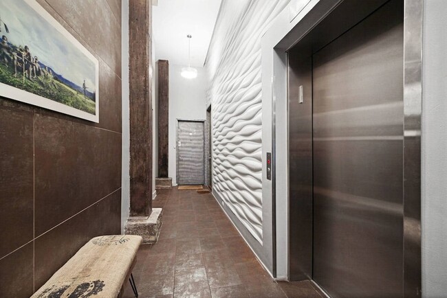 Building Photo - 66 N 1st St