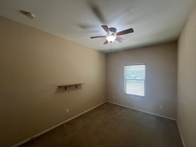 Building Photo - Spacious 3-Bedroom Home in Sought-After Jo...