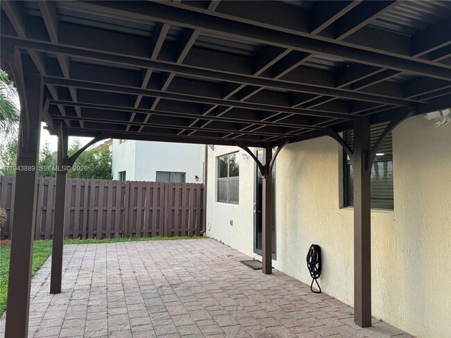 Building Photo - 9132 SW 227th Ln