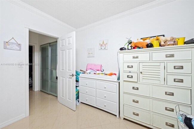 Building Photo - 2600 S Ocean Dr
