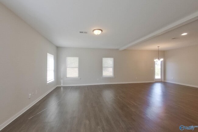 Building Photo - 44 Maple Leaf Dr