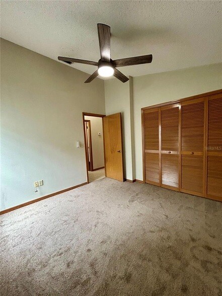 Building Photo - 63 Ivy Ln