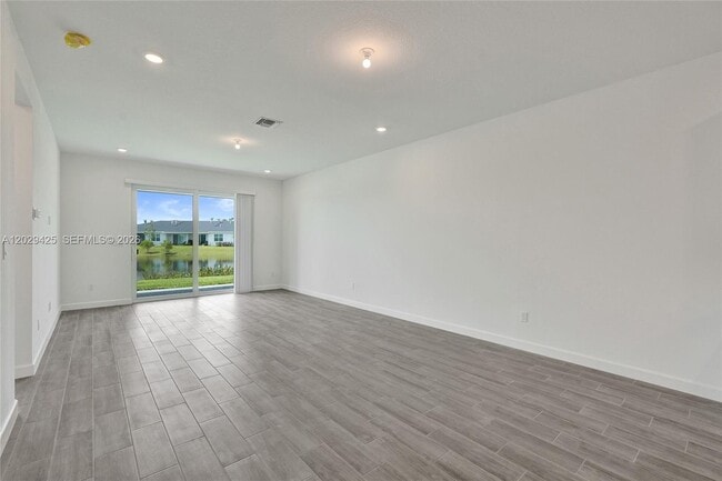 Building Photo - 3777 Harborside Ave