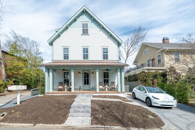 Building Photo - 307 N Boundary St