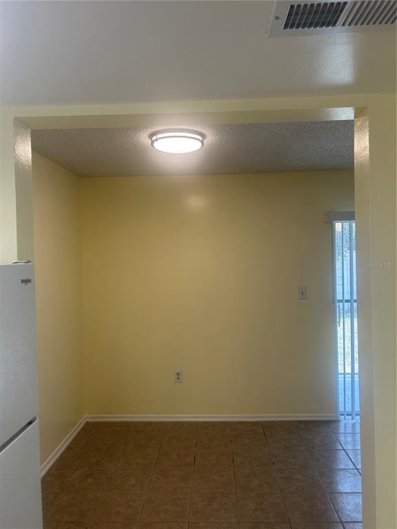 Building Photo - 2513 N Alafaya Trail
