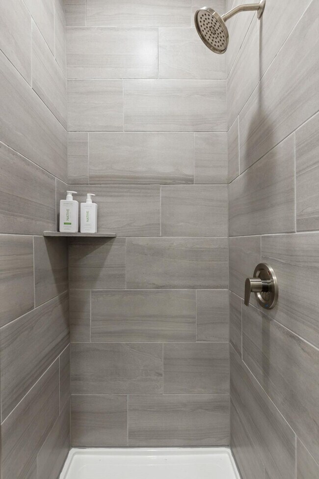 Building Photo - 5820 1/2 Cameron Road-SI FL1-ID1303397P