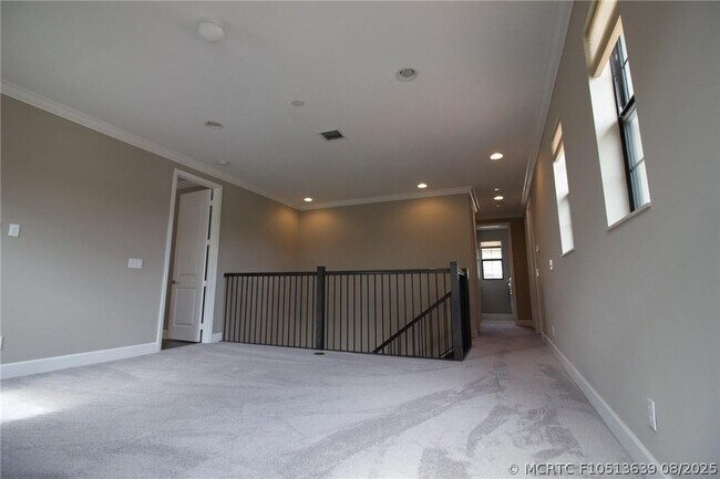 Building Photo - 7445 NW 109th Way