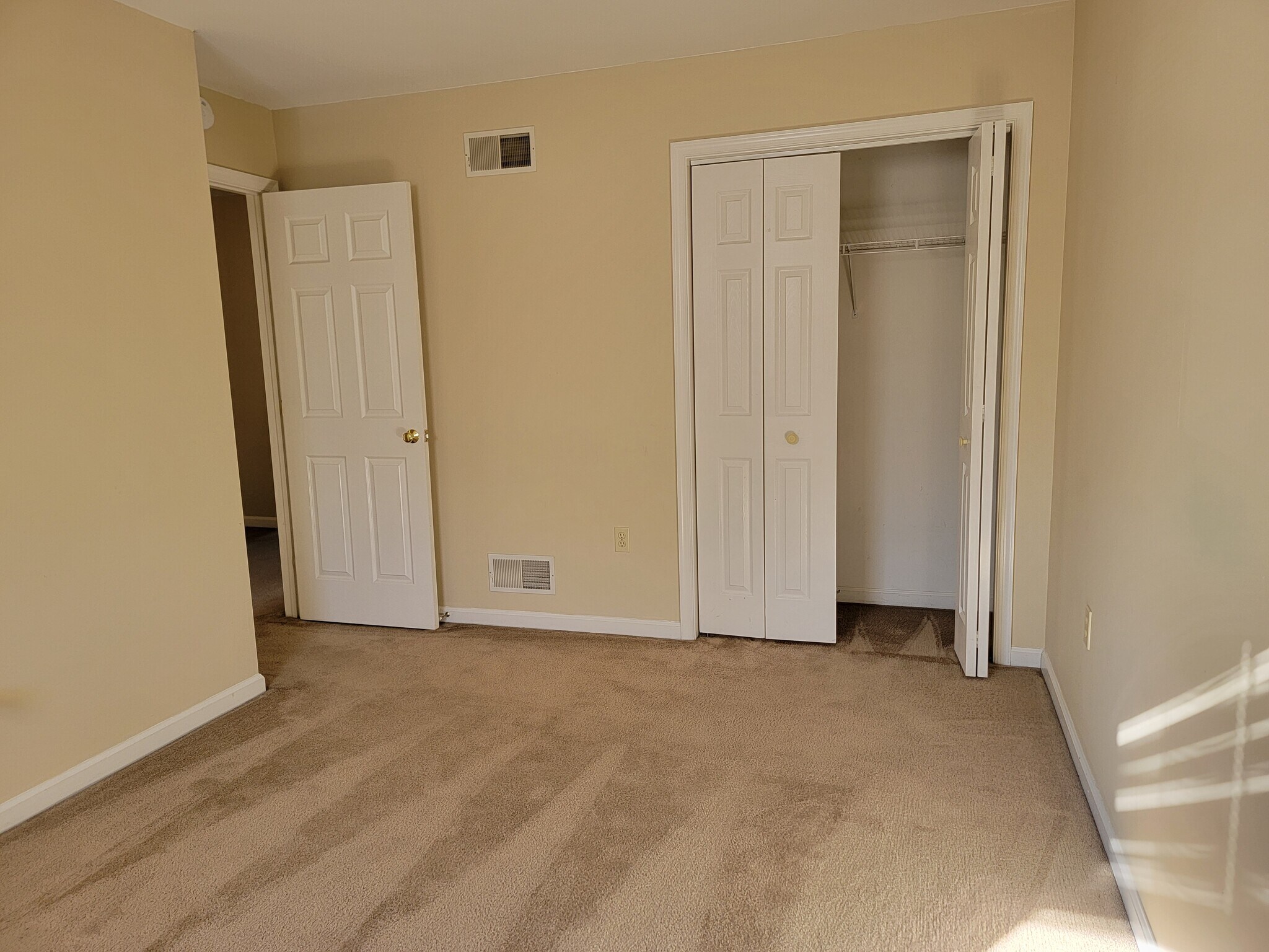 Building Photo - 46 Ironstone Dr