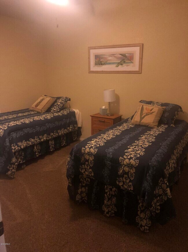 Building Photo - 3923 N 151st Ave