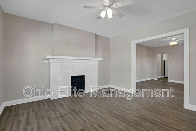 Building Photo - 775 S 17th St