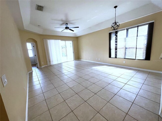 Building Photo - 4615 Dunnie Dr
