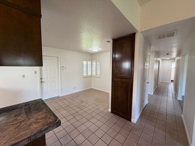 Building Photo - Single story home located in the Stonewood neighborhood!