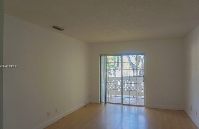 Building Photo - 10441 Mahogany Key Cir