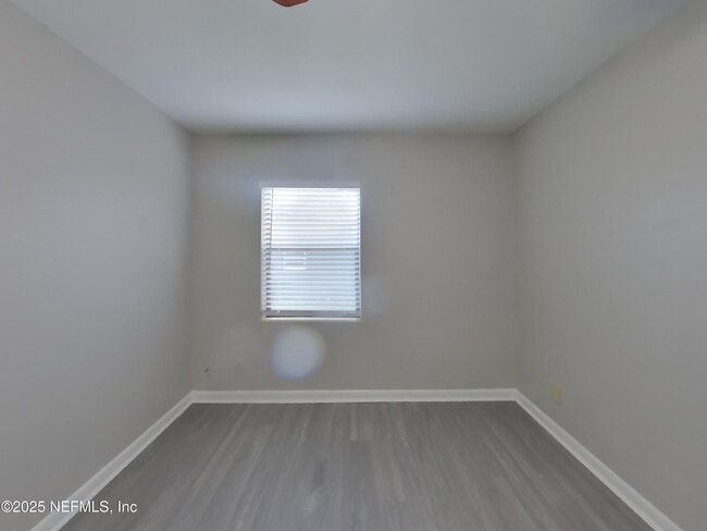 Building Photo - 10506 Dodd Rd