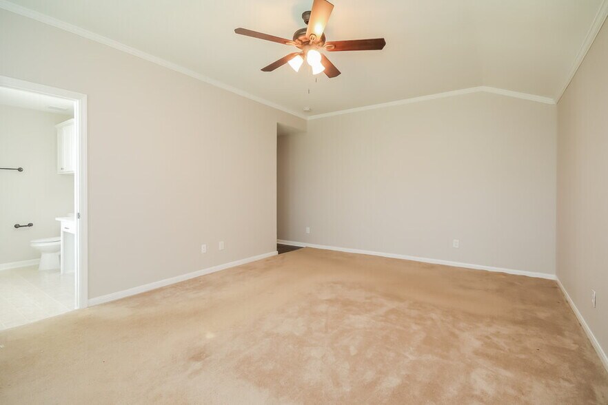 Building Photo - 21610 Gannet Peak Way