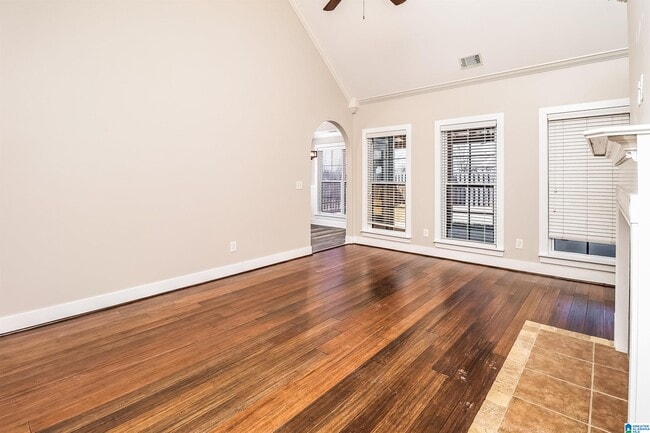 Building Photo - 4964 Stonecreek Way