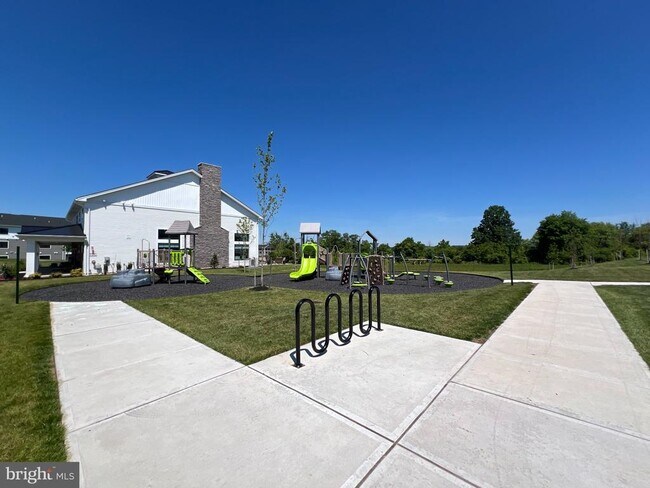 Building Photo - 2208 Jacob Francis Wy