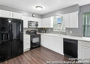 Building Photo - 600 N Cunningham St