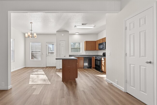 Building Photo - 18743 S Lyford Dr