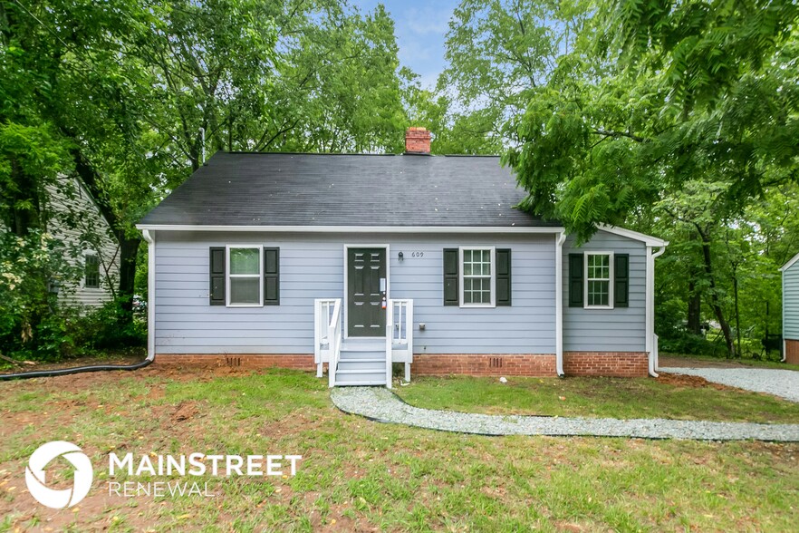 Primary Photo - 609 Belvin Ave