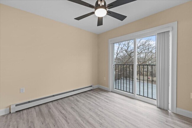 Building Photo - 86-88 North Winooski Ave