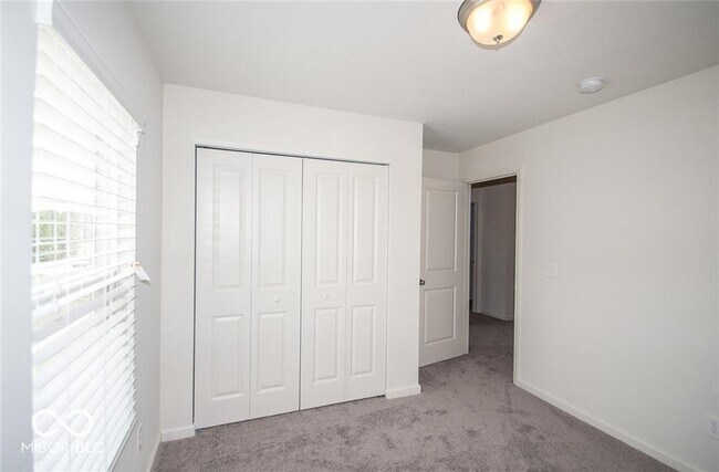 Building Photo - 12035 Zircon Ln