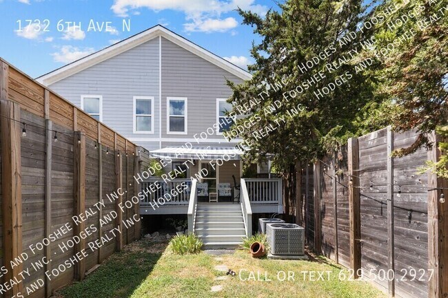 Building Photo - 1732 6th Ave N