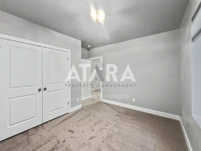 Building Photo - 9167 S Galette Ln