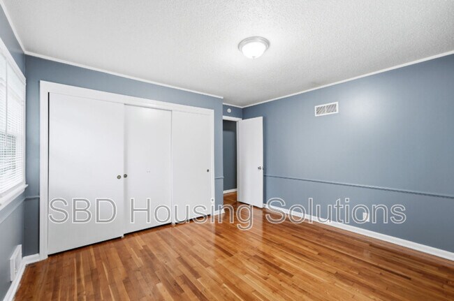 Building Photo - 12812 Bristol Ave