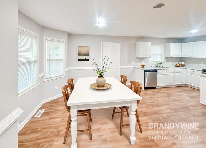 Building Photo - 108 Wesley Mill Ridge