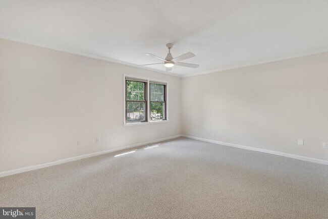 Building Photo - 2708 Shawn Leigh Dr