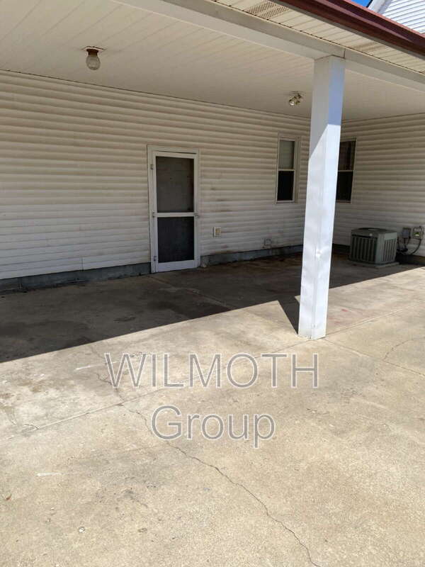 Building Photo - 1106 N Gale St