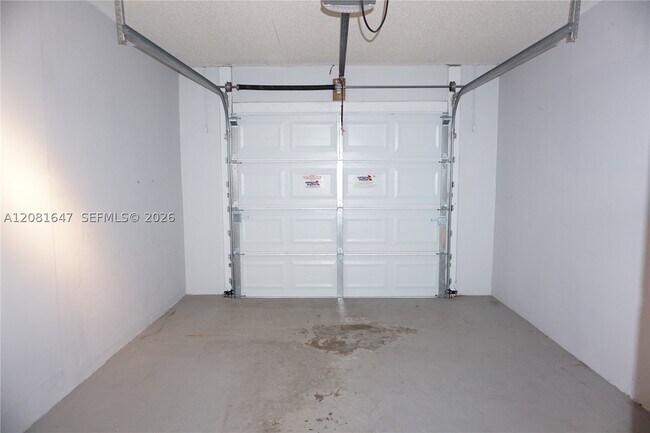 Building Photo - 4857 Alfresco St
