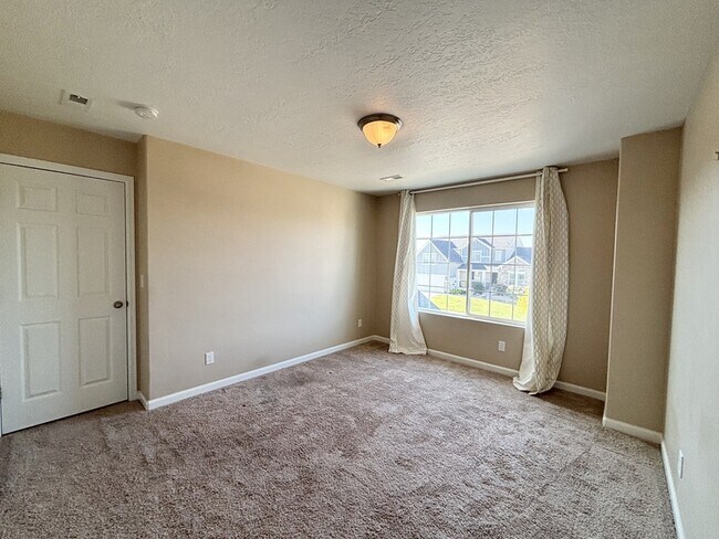 Building Photo - 3859 W Young Lucerne Cir