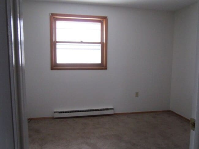 Building Photo - 368C-D Electronics Pkwy