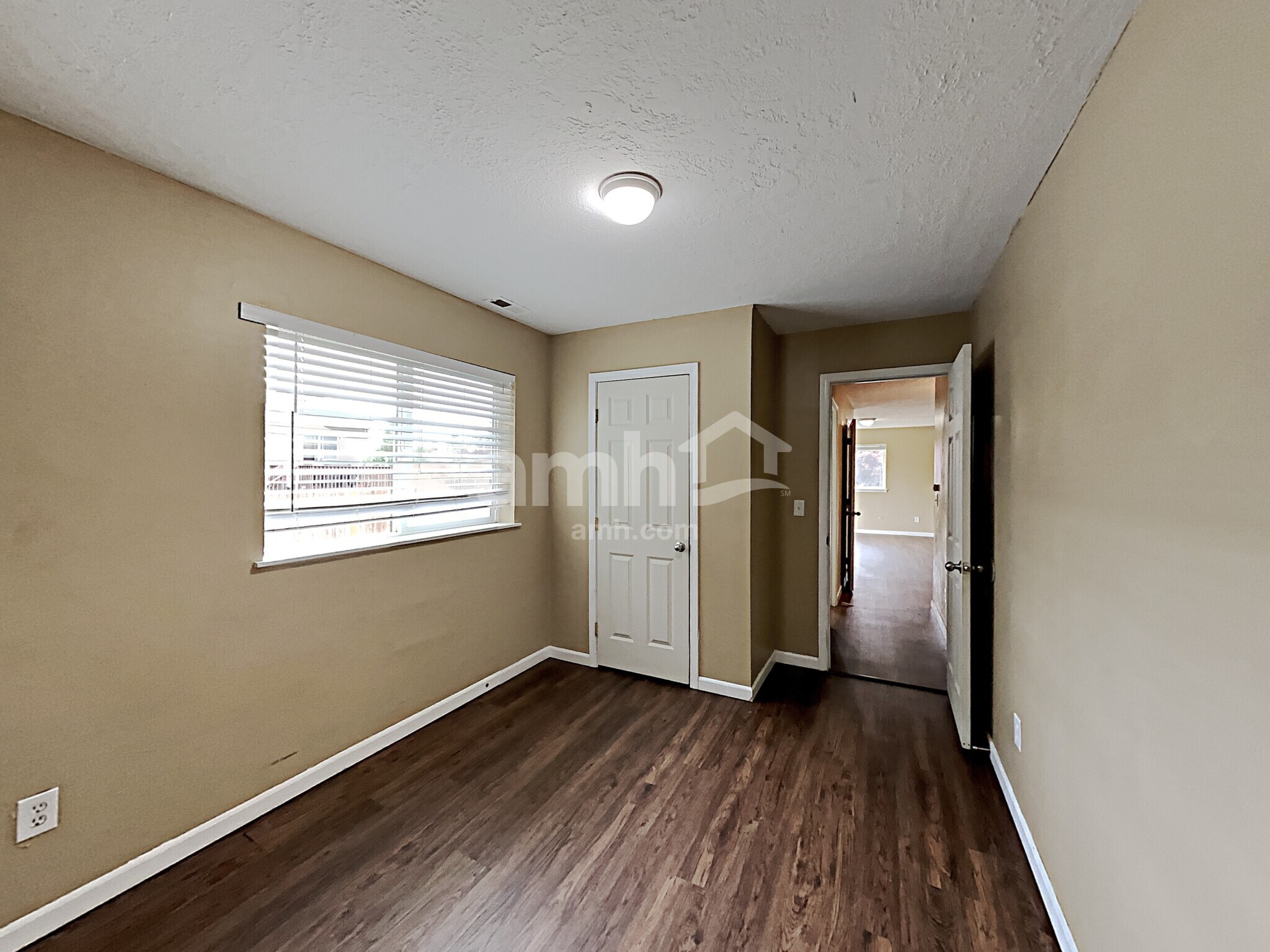 Building Photo - 17508 73rd Ave NE