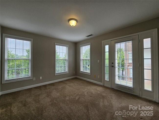 Building Photo - 8728 Arbor Creek Dr