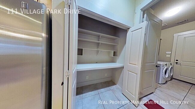 Building Photo - 111 Village Park Dr