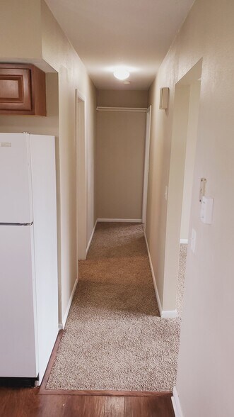 Building Photo - 519 N Patsy St