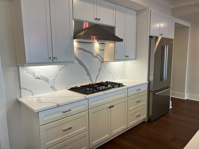 Building Photo - Luxury Coastal Living - The Charles - Deep Water Views