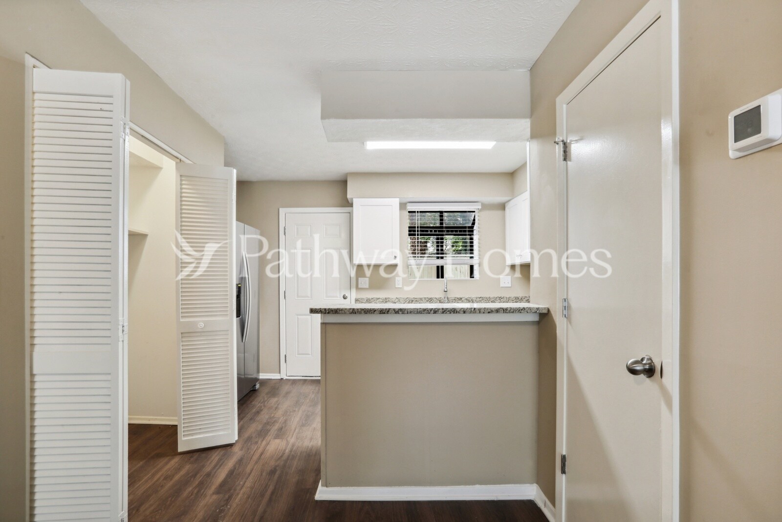 Building Photo - 478 Prince of Wales