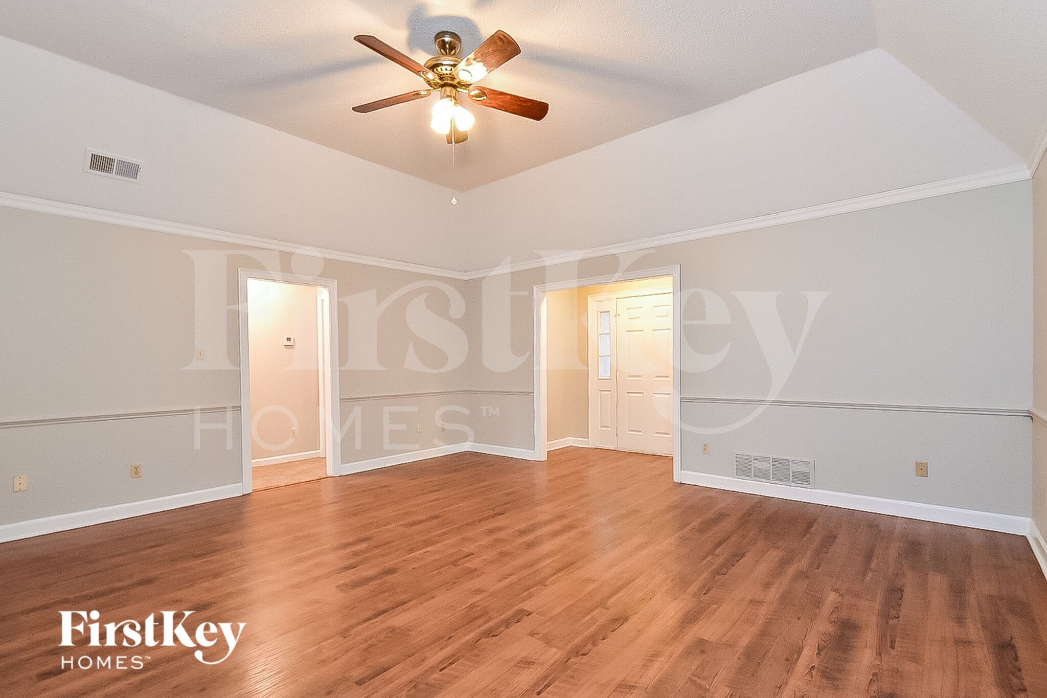 Building Photo - 6464 Evergreen Dr