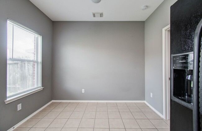 Building Photo - 14034 Chelseahurst Ln